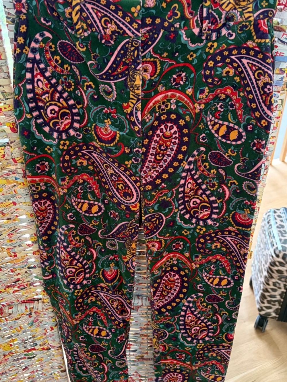 Boden Velvet Paisley Tiger Print Cropped Size 4 Pants